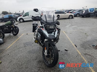 Drugie zdjęcie samochodu z przodu: 2019 BMW R 1250 GS ADVENTURE VIN:WB10J5309KZF78103 - miniatura