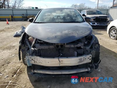 Piąte zdjęcie samochodu w środku: 2021 TOYOTA C-HR XLE VIN:NMTKHMBXXMR127150 - miniatura