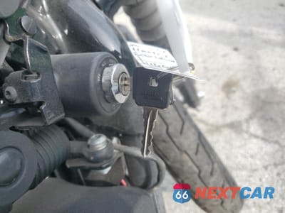 Zdjęcie 8 z 10 samochodu: 2017 HARLEY-DAVIDSON XL883 IRON 883 VIN:1HD4LE210HC425609 - miniatura