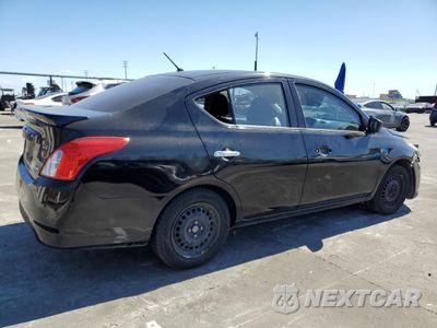 Trzecie zdjęcie samochodu z tyłu: 2015 NISSAN VERSA S VIN:3N1CN7AP2FL838743 - miniatura