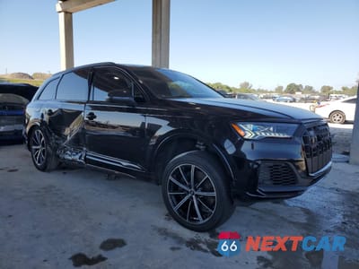 Czwarte zdjęcie samochodu z boku: 2021 AUDI SQ7 PRESTIGE VIN:WA1VWBF73MD024564 - miniatura