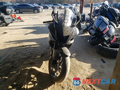 Drugie zdjęcie samochodu z przodu: 2024 YAMAHA YZFR7 VIN:JYARM38E9RA009800 - miniatura