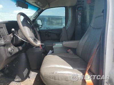 Zdjęcie 7 z 12 samochodu: 2014 CHEVROLET EXPRESS G2500 VIN:1GCWGFCA4E1914525 - miniatura