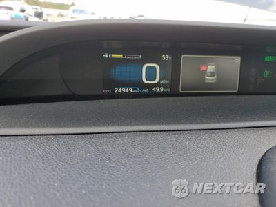 Zdjęcie 9 z 13 samochodu: 2019 TOYOTA PRIUS VIN:JTDKARFU7K3075736 - miniatura