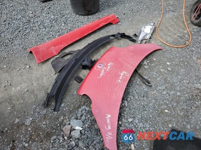 Zdjęcie 12 z 13 samochodu: 2011 SMART FORTWO PURE VIN:WMEEJ3BA5BK487747 - miniatura