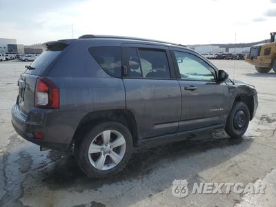 Trzecie zdjęcie samochodu z tyłu: 2016 JEEP COMPASS SPORT VIN:1C4NJCBA8GD611018 - miniatura