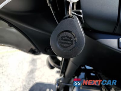 Zdjęcie 8 z 9 samochodu: 2025 HARLEY-DAVIDSON FLHTCUTG VIN:1HD1MAF11SB850482 - miniatura