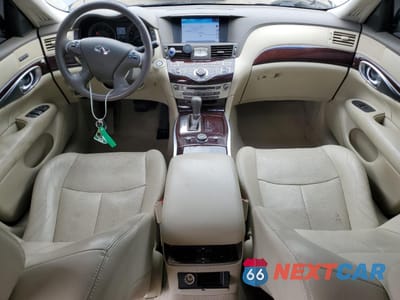 Zdjęcie 8 z 15 samochodu: 2015 INFINITI Q70L 3.7 VIN:JN1BY1PP2FM602140 - miniatura