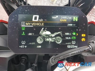 Zdjęcie 7 z 10 samochodu: 2022 BMW F 900 XR VIN:WB10K2306N6G15027 - miniatura