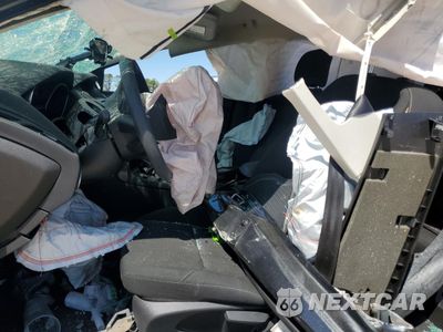 Zdjęcie 7 z 14 samochodu: 2016 FORD FOCUS SE VIN:1FADP3F22GL373790 - miniatura