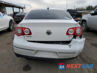 Zdjęcie 6 z 14 samochodu: 2006 VOLKSWAGEN PASSAT 2.0T VIN:WVWAK73C36P039467 - miniatura