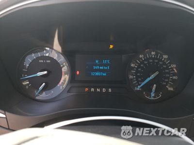 Zdjęcie 9 z 14 samochodu: 2016 FORD FUSION S VIN:3FA6P0G7XGR194626 - miniatura