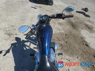 Zdjęcie 6 z 10 samochodu: 2019 HONDA VT1300 CXA VIN:JH2SC6168KK400005 - miniatura