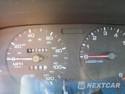 Zdjęcie 9 z 15 samochodu: 1999 NISSAN ALTIMA XE VIN:1N4DL01D5XC203412 - miniatura