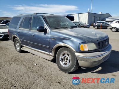 Czwarte zdjęcie samochodu z boku: 2002 FORD EXPEDITION EDDIE BAUER VIN:1FMEU17L82LA75476 - miniatura
