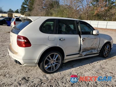 Trzecie zdjęcie samochodu z tyłu: 2010 PORSCHE CAYENNE GTS VIN:WP1AD2AP0ALA61671 - miniatura