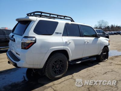 Trzecie zdjęcie samochodu z tyłu: 2024 TOYOTA 4RUNNER SR5 PREMIUM VIN:JTELU5JR9R6264061 - miniatura