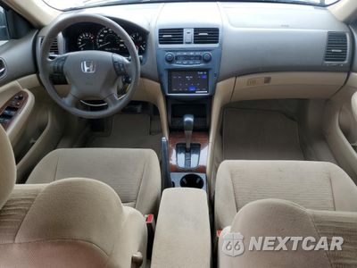 Zdjęcie 8 z 14 samochodu: 2007 HONDA ACCORD EX VIN:1HGCM56747A102071 - miniatura