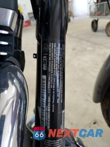 Zdjęcie 9 z 9 samochodu: 2016 HARLEY-DAVIDSON FXDB DYNA STREET BOB VIN:1HD1GXM12GC313781 - miniatura