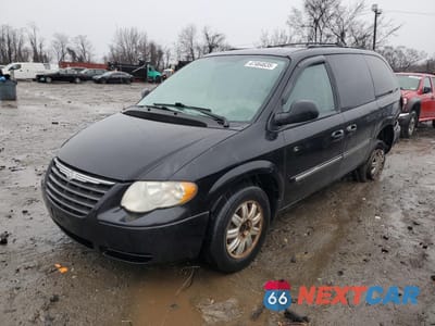 2005 CHRYSLER TOWN & COUNTRY TOURING 2C4GP54L85R180692 - główne zdjęcie licytacji z USA - miniatura