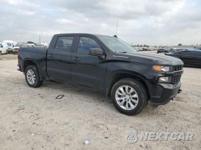 Czwarte zdjęcie samochodu z boku: 2021 CHEVROLET SILVERADO C1500 CUSTOM VIN:3GCPWBEK0MG278451 - miniatura