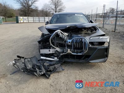 Piąte zdjęcie samochodu w środku: 2023 BMW 760 XI VIN:WBA33EJ05PCN84000 - miniatura