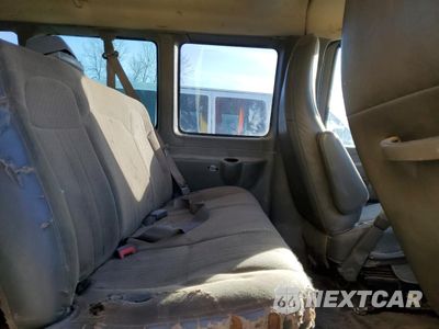 Zdjęcie 11 z 14 samochodu: 2015 CHEVROLET EXPRESS G3500 LT VIN:1GAZG1FG4F1144997 - miniatura