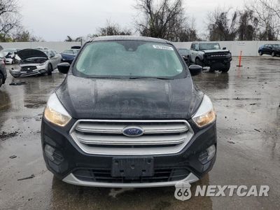 Piąte zdjęcie samochodu w środku: 2019 FORD ESCAPE SE VIN:1FMCU9GD0KUC09129 - miniatura
