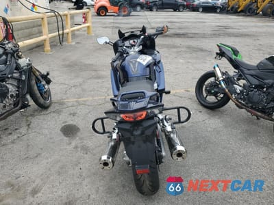 Czwarte zdjęcie samochodu z boku: 2017 YAMAHA FJR1300 AEC VIN:JYARP30Y7GA000071 - miniatura
