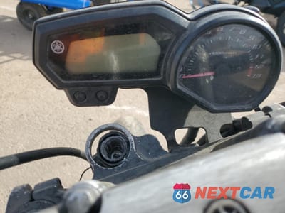 Zdjęcie 7 z 8 samochodu: 2006 YAMAHA FZ6 S VIN:JYARJ08E66A005559 - miniatura