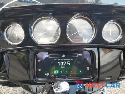 Zdjęcie 7 z 10 samochodu: 2023 HARLEY-DAVIDSON FLHXS VIN:1HD1KRP17PB642875 - miniatura