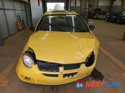 Piąte zdjęcie samochodu w środku: 2003 DODGE NEON R/T VIN:1B3ES76F33D240713 - miniatura