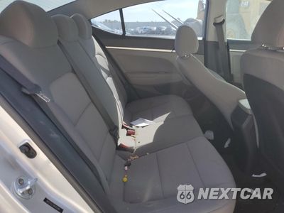 Zdjęcie 10 z 12 samochodu: 2019 HYUNDAI ELANTRA SE VIN:5NPD74LF3KH452891 - miniatura
