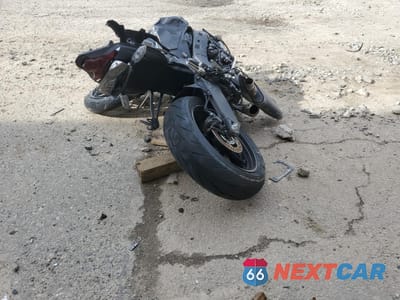 Czwarte zdjęcie samochodu z boku: 2024 KAWASAKI ZX636 K VIN:JKBZXJK16RA002931 - miniatura