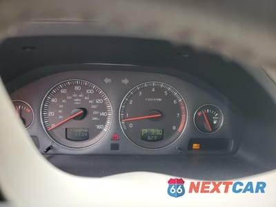 Zdjęcie 9 z 15 samochodu: 2004 VOLVO XC90 VIN:YV1CZ59H741071859 - miniatura