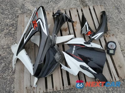 Zdjęcie 8 z 9 samochodu: 2009 SUZUKI GSX-R600 VIN:JS1GN7EA192105751 - miniatura