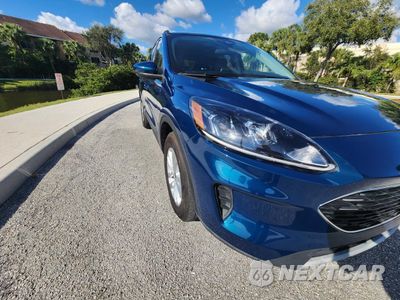 2020 FORD ESCAPE SE 1FMCU9G60LUA09015 - główne zdjęcie licytacji z USA - miniatura