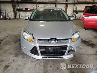 Piąte zdjęcie samochodu w środku: 2012 FORD FOCUS SEL VIN:1FAHP3H25CL360847 - miniatura