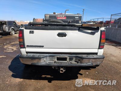 Zdjęcie 6 z 12 samochodu: 2006 CHEVROLET SILVERADO C3500 VIN:1GCJC33D36F243089 - miniatura