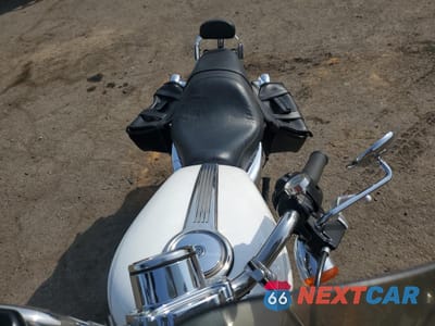 Piąte zdjęcie samochodu w środku: 2004 HARLEY-DAVIDSON XL1200 C VIN:1HD1CGP114K454608 - miniatura