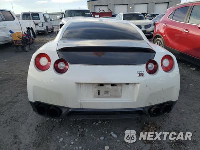 Zdjęcie 6 z 13 samochodu: 2014 NISSAN GT-R TRACK EDITION VIN:JN1AR5EG3EM110072 - miniatura