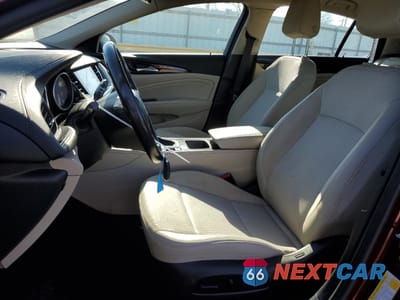 Zdjęcie 7 z 13 samochodu: 2018 BUICK REGAL PREFERRED II VIN:W04GM6SX7J1127611 - miniatura