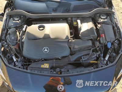 Zdjęcie 11 z 12 samochodu: 2018 MERCEDES-BENZ CLA 250 VIN:WDDSJ4EB8JN633444 - miniatura
