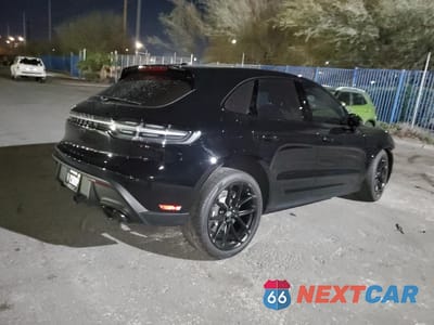 Trzecie zdjęcie samochodu z tyłu: 2023 PORSCHE MACAN GTS VIN:WP1AF2A50PLB56880 - miniatura
