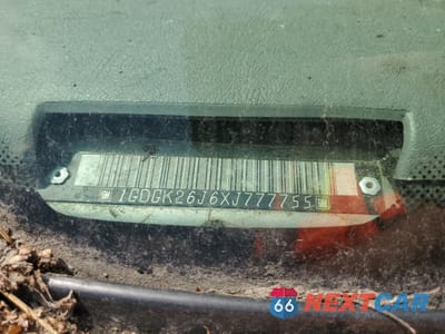 Zdjęcie 12 z 12 samochodu: 1999 GMC SUBURBAN K2500 VIN:1GDGK26J6XJ777755 - miniatura