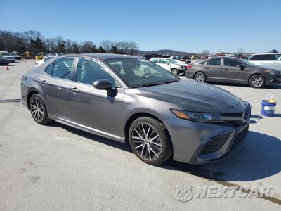 Czwarte zdjęcie samochodu z boku: 2023 TOYOTA CAMRY SE NIGHT SHADE VIN:4T1G11AK4PU737539 - miniatura