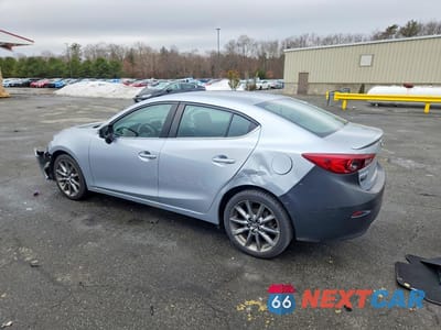 Drugie zdjęcie samochodu z przodu: 2018 MAZDA 3 TOURING VIN:3MZBN1V39JM205492 - miniatura