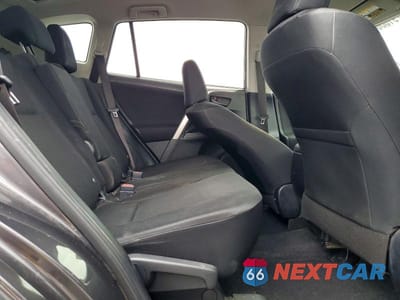 Zdjęcie 10 z 11 samochodu: 2017 TOYOTA RAV4 LE VIN:JTMZFREV7HJ721260 - miniatura