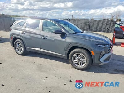 Czwarte zdjęcie samochodu z boku: 2026 HYUNDAI TUCSON SE VIN:5NMJA3DE0TH620411 - miniatura