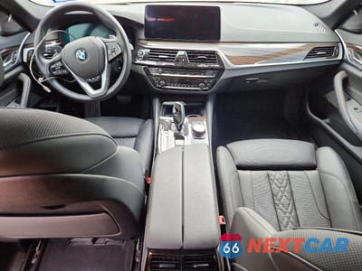 Zdjęcie 8 z 12 samochodu: 2022 BMW 530 I VIN:WBA53BH08NWX78870 - miniatura